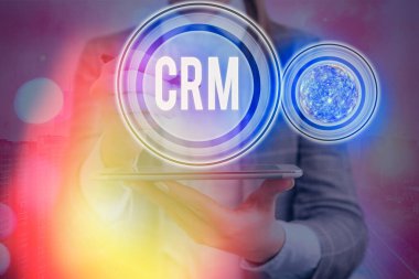 Crm 'i gösteren mesaj işareti. NASA tarafından desteklenen bu görüntünün elementlerinin bir organizasyon etkileşimlerinin yönetilmesi için kavramsal fotoğraf stratejisi.