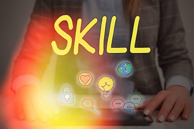 Kelime yazma becerisi. Bir şeyi kullanabilmenin iş konsepti, uygulamada etkin ve kolayca bilgi sahibi olmaktır..