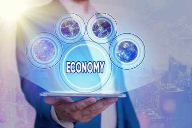 Ekonomiyi gösteren bir mesaj. NASA tarafından desteklenen bu görüntünün muhasebe bilgi analiz elementlerinin kavramsal fotoğraf yönetimi.