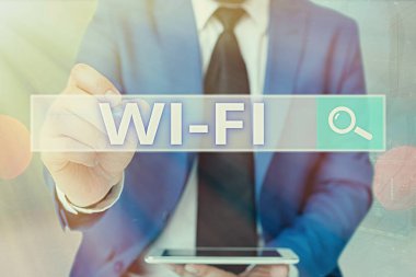 Kelime yazma metni Wi Fi. Radyo teknolojileri için iş kavramı genellikle kablosuz yerel ağlar için kullanılır.