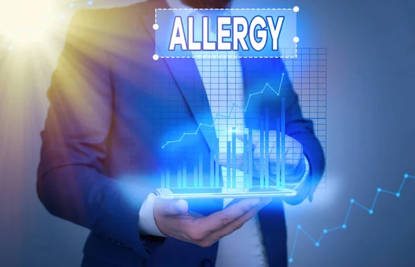 Escritura manual conceptual que muestra alergia. Texto de la foto comercial Hipersensible del sistema inmunitario hacia una sustancia particular . —  Fotos de Stock