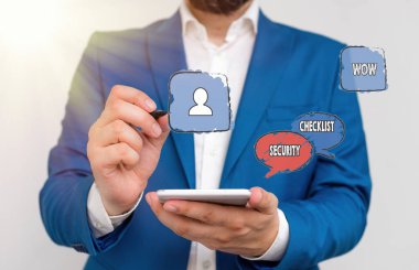 Güvenlik Kontrol Listesini gösteren bir not yazıyorum. İnternet Hırsızlığında Veri ve Sistem Rehberinin Korunması.