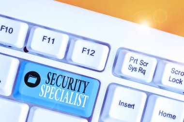 Güvenlik Uzmanını gösteren kavramsal el yazısı. İş fotoğrafı gösterimi, varlıkların veya sistemlerin güvenliği konusunda uzmanlaşmıştır.