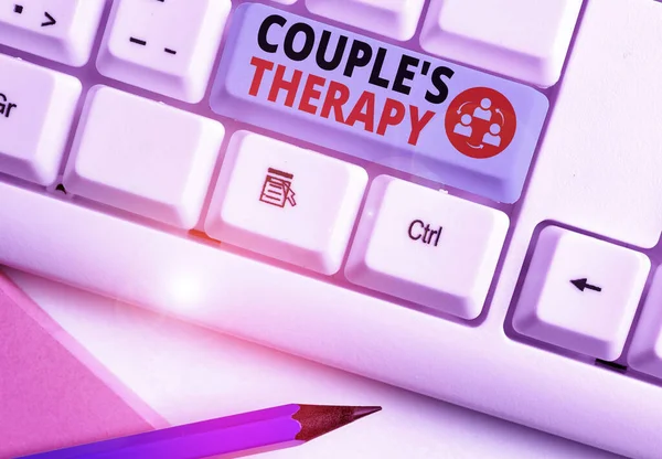 Handschrift-Text-Schreiben Paartherapie S. Konzept zur Behandlung von Beziehungsnotlagen für Einzelpersonen und Paare. — Stockfoto