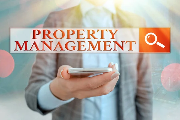 Conceptuele handschrift toont Property Management. Zakelijke foto presentatie Toezicht op vastgoed Bewaarde waarde waarde van faciliteit. — Stockfoto