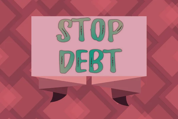 손으로 쓴 글자는 Stop Debt 를 의미 한다. 비즈니스 포토 텍스트는 개인 또는 기업 리본 Sash Folded 및 Pleated Decorative Banner corrugled Riband 에 돈이나 물건을 소유하지 않습니다.. — 스톡 사진