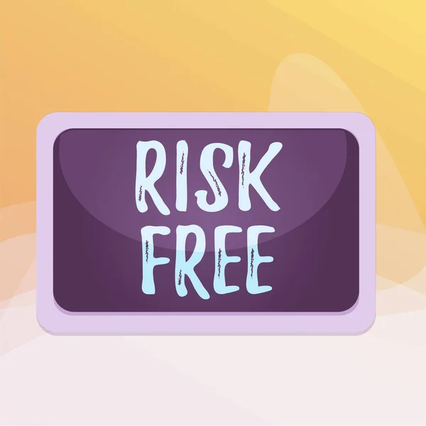 Píšu poznámku, která ukazuje Risk Free. Obchodní fotografie showcasing používá k popisu něco, co nezahrnuje žádné nebezpečí Rada obdélník bílý rám prázdný prostor pevný barevný povrch prkno. — Stock fotografie