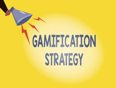 Gamification Strategy 'yi gösteren bir not yazıyorum. Motivasyon için iş fotoğrafı gösterme kullanımı ödülleri Oyun Mekaniklerini Entegre Hu analizi Yıldırım Ses Efekti ile Megafonu Tutma.