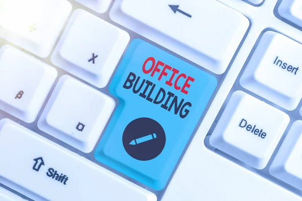 Signo de texto que muestra Office Building. Foto conceptual Los edificios comerciales se utilizan con fines comerciales . — Foto de Stock