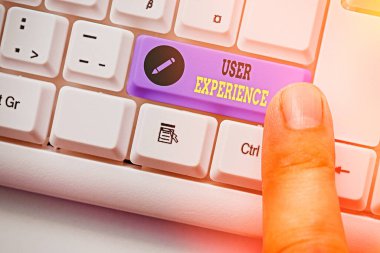 Kullanıcı Deneyimi el yazısı metni. Web sitesini kullanmanın ne kadar hoş olduğu anlamında kavram kavramı.