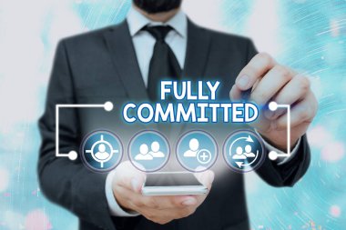 El yazısı tamamen işlendi. Kavram demek hayatta kesinlikle bir şeyler yapmayı kabul etmek demektir..