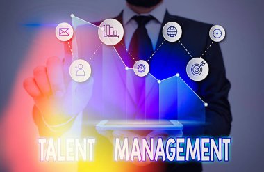 El yazısı Yetenek Yönetimi metni. Konsept, yetenekli çalışanların işe alınması ve tutulması anlamına gelir..