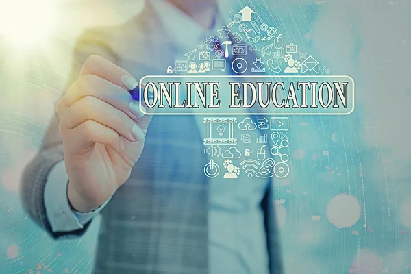 Schrijfbriefje met online onderwijs. Bedrijfsfoto presentatie studie en ethische praktijk van het faciliteren van het leren. — Stockfoto