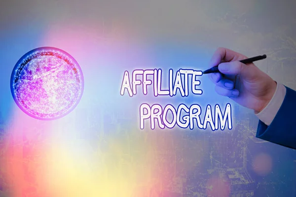 Schrijfbriefje met Affiliate Program. Business photo showcasing Geautomatiseerd platform van twee of meer partijen Geassocieerde elementen van dit beeld geleverd door NASA. — Stockfoto