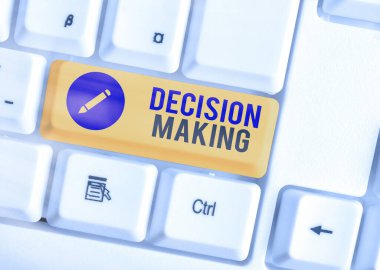 Kelime yazma karar verme metni. İki veya daha fazla olasılık arasında karar verme eylemi için iş kavramı.