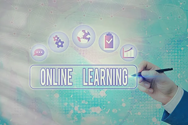 Textskylt som visar Online Learning. Konceptuell bild Larning med hjälp av Internet och en dator. — Stockfoto