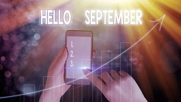 Textschild mit Hallo September. Konzeptfoto Eifrig wünscht sich ein herzliches Willkommen im Monat September. — Stockfoto