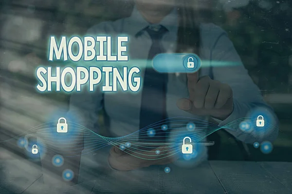 Πινακίδα κειμένου που δείχνει κινητά ψώνια. Εννοιολογική φωτογραφία Αγορά και πώληση αγαθών και υπηρεσιών μέσω κινητού. — Φωτογραφία Αρχείου