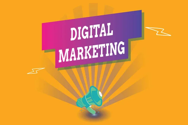 Scrittura concettuale a mano che mostra il Digital Marketing. Foto aziendali testo Ottimizzazione per i motori di ricerca Pay Per Click Annuncio Internet Megaphone Lightning Burst e forma rettangolare con ombra . — Foto Stock