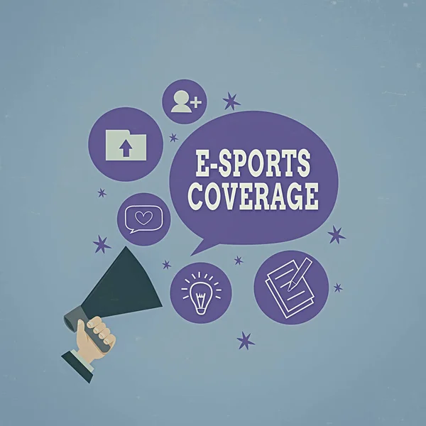 手書きテキスト｜E Sports Coverage。コンセプトは、最新のスポーツ競技会にライブ報告することを意味します放送胡分析手を保持メガホン異なるトピックとスピーチバブルを話す. — ストック写真