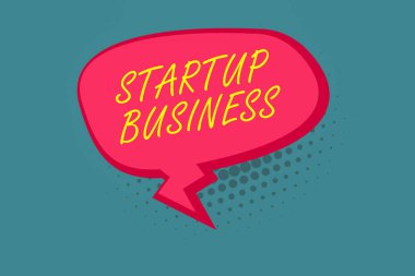 Startup Business 'ı gösteren not yazılıyor. Yeni bir Venture Taze Ticaret ve Satış Boş Oblong Yarım Tonlama Konuşması Zigzag Kuyruğu ve Gölgesi Gösterimi.