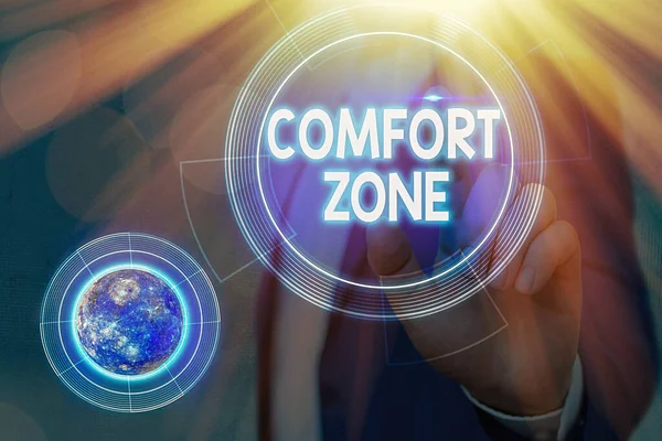 Conceptueel handschrift met Comfort Zone. Zakelijke foto showcasing Een situatie waarin men zich veilig of op zijn gemak voelt hebben Control Elements van dit beeld ingericht door NASA. — Stockfoto