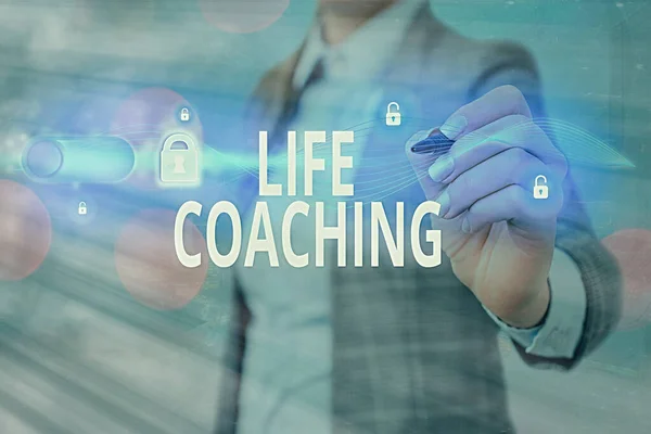 Schrijfbriefje met Life Coaching. Zakelijke foto presentatie Verbetert levens door uitdagingen moedigt ons aan in onze carrières. — Stockfoto