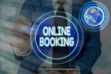 Çevrimiçi rezervasyonu gösteren kavramsal el yazısı. NASA tarafından desteklenen bu görüntünün internet otel konaklama biletleri üzerinden çekilmiş iş fotoğrafı..