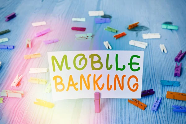 Koncepcionális kézírás Mobil Banking felirattal. Üzleti fotó szöveg Monitoring számla egyenlegek Pénzátutalás Bill fizetés. — Stock Fotó