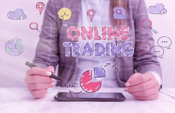 Χειρόγραφο κείμενο Online Trading. Έννοια που σημαίνει αγορά και πώληση περιουσιακών στοιχείων μέσω μιας διαδικτυακής πλατφόρμας διαμεσολάβησης. — Φωτογραφία Αρχείου