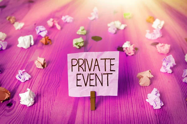 Handschrift tekst schrijven Private Event. Concept betekent Exclusieve Reserveringen RSVP Invitational Seated. — Stockfoto