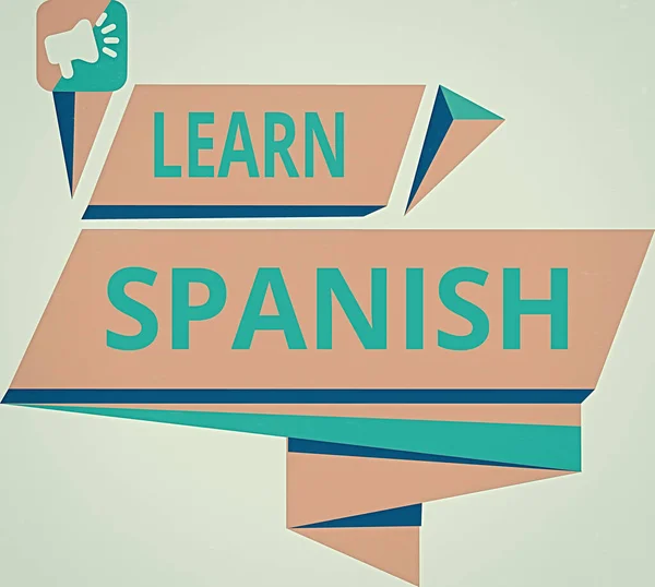 İspanyolca öğrenmeyi gösteren kavramsal el yazısı. İspanya 'da İş Fotoğrafları Çeviri Dili Sözcük Hazinesi Dörtlü Soyut Şekil Uygulaması Grafiksel Megafon. — Stok fotoğraf