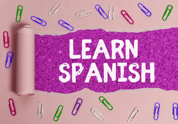 İspanyolca Öğren 'i gösteren metin işareti. İspanya 'da Kavramsal Fotoğraf Çeviri Dili Sözcük Hazinesi Konuşması. — Stok fotoğraf