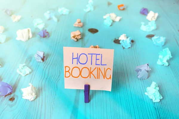 Scrittura concettuale a mano che mostra Hotel Booking. Business photo text Prenotazioni on-line Presidential Suite De Luxe Hospitality . — Foto Stock