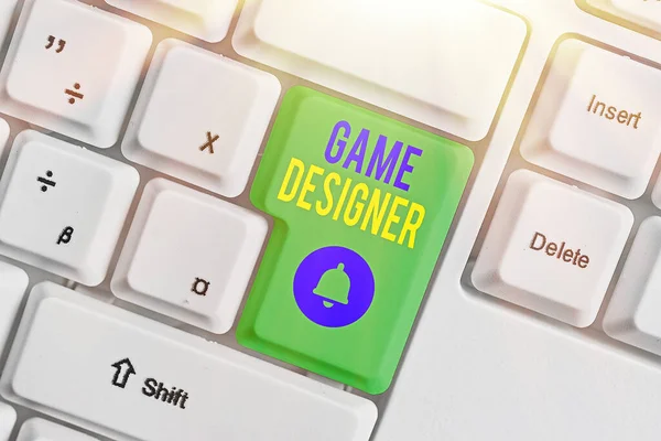Manuscrito texto Game Designer. Conceito significado Campaigner Pixel Scripting Programadores Consola gráficos 3D . — Fotografia de Stock