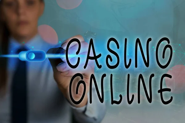 Escribir nota que muestra Casino Online. Foto de negocios mostrando juego de póquer de ordenador Gamble Royal Bet Lotto High Stakes . — Foto de Stock