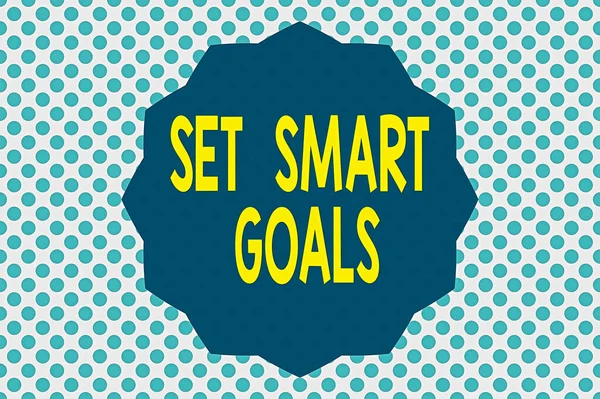 Pisząc notatkę pokazującą Set Smart Goals. Lista pokazów zdjęć biznesowych, aby wyjaśnić swoje pomysły skupić wysiłki wykorzystać czas mądrze Dwanaście 12 Pointed Star Dodecagon w efekt zygzaka Polygon. — Zdjęcie stockowe