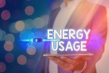 El yazısı metin Enerji Kullanımı. Kavram anlamı Bir süreç veya sistemde tüketilen veya kullanılan enerji miktarı.