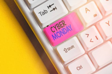 Pazartesi günü Cyber 'dan mesaj geldi. ABD 'deki Şükran Günü tatilinden sonra pazarlama terimi için iş kavramı.