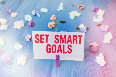 Kelime yazma metni Akıllı Hedefler Belirle. Fikirlerinizi netleştirmek için iş konsepti odaklanma çabalarınızı akıllıca kullanın.