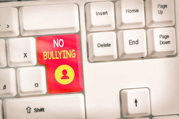 Escritura manual conceptual que muestra No Bullying. Texto de la foto de negocios detener el comportamiento agresivo entre los niños desequilibrio de poder . — Foto de Stock
