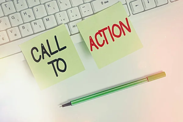 Εγγραφή σημειώματος που δείχνει Call To Action. Business photo showcasing prohortation do something προκειμένου να επιτευχθεί στόχος με το πρόβλημα Τετράγωνο πράσινο χαρτί σημείωμα με μολύβι στο λευκό φόντο. — Φωτογραφία Αρχείου