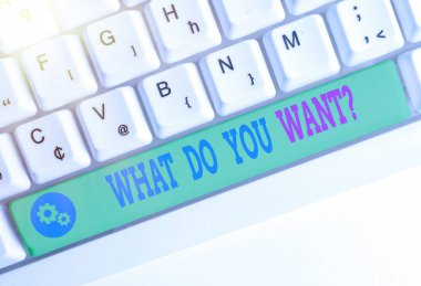 Ne istediğini gösteren kavramsal el yazısı. İş fotoğrafı metni bir bireye bir şey hakkında soru sormak için yazar ya da söyler.