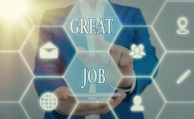 Kelime yazarlığı harika bir iş. Birini iyi yaptığı bir şey için övmek için kullanılan iş konsepti..