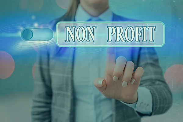 Testo di scrittura di parole No Profit. Concetto di business per non realizzare o condurre principalmente a scopo di lucro organizzazione . — Foto Stock