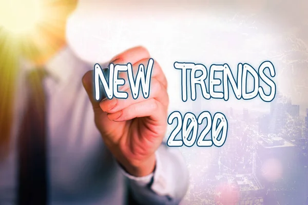 Word writing text New Trends 2020. Geschäftskonzept für eine allgemeine Richtung, in der sich etwas entwickelt. — Stockfoto