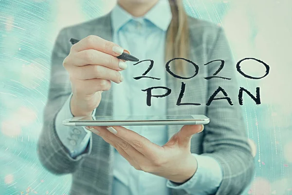 Textschild mit dem Plan 2020. Konzeptionelles Foto zur Aufstellung Ihrer Ziele und Pläne für das laufende Jahr oder 2020. — Stockfoto