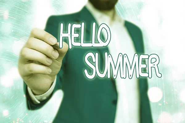 Kézírás üzenet Hello Summer. Fogalom jelentése Üdvözölve az év legmelegebb évszakát tavasz után jön. — Stock Fotó