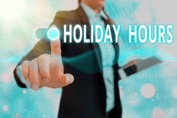 Conceptuele handschrift tonen Holiday Hours. Bedrijfsfoto presentatie werknemer ontvangt twee keer hun normale loon voor alle uren. — Stockfoto