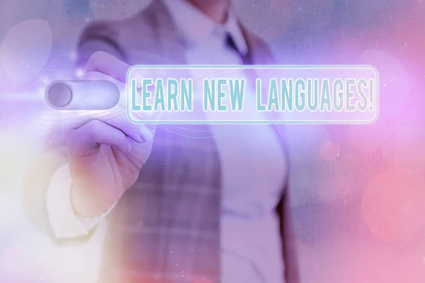 Schrijf notitie met nieuwe talen leren. Zakelijke fotopresentatie ontwikkelen van het vermogen om te communiceren in buitenlandse lang. — Stockfoto